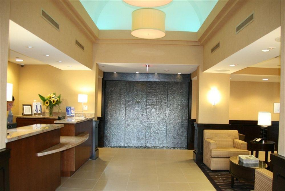 Holiday Inn Express Jacksonville Beach, An Ihg Hotel Interior photo